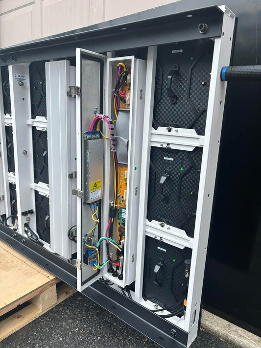 47"X141", 2 SIDED, 6MM, OUTDOOR LED SIGN